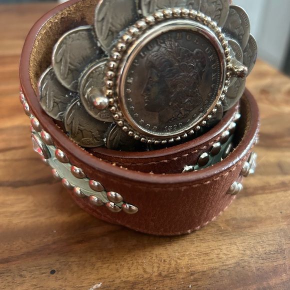 Original Guess leather belt with unique buckle - Picture 5 of 7